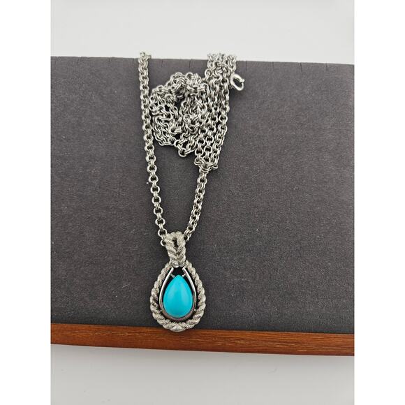Avon Silver Tone Turquoise Teardrop Pendant On Rope Chain Extra Long Necklace - Picture 2 of 3
